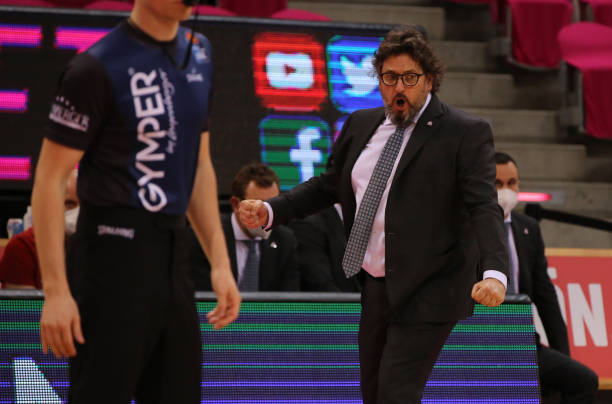 下半区的中 下半区的中