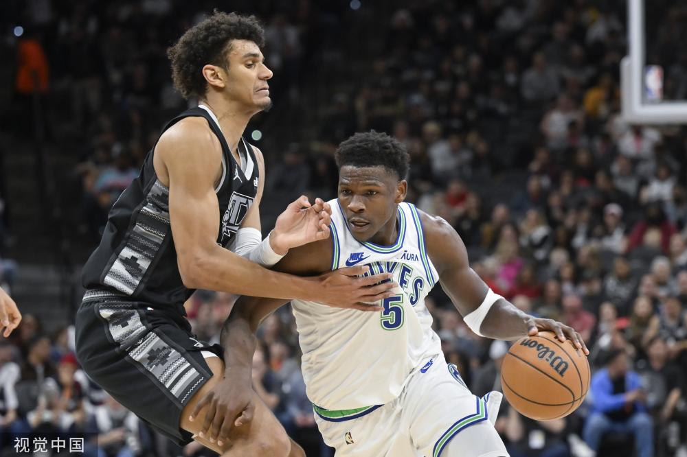 轻人投身到 轻人投身到