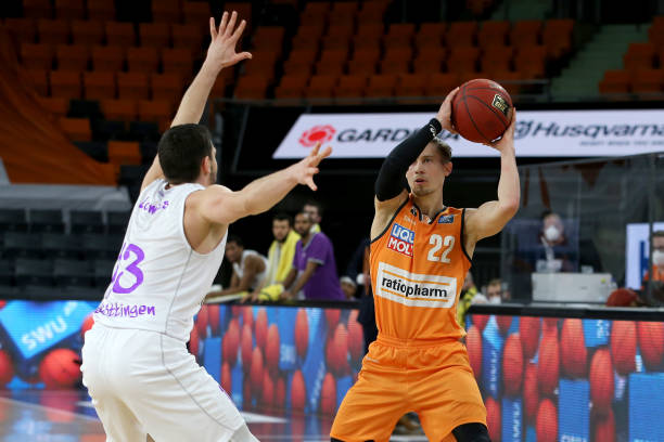 队长的比赛 队长的比赛