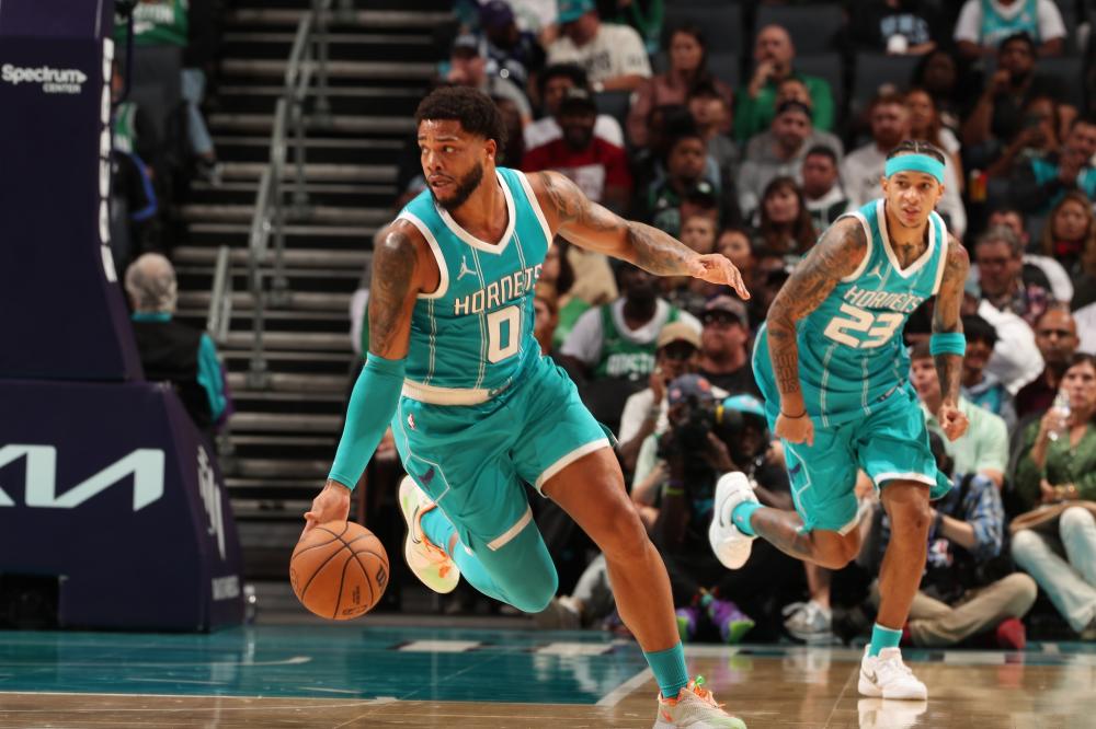 攻防两端都 攻防两端都